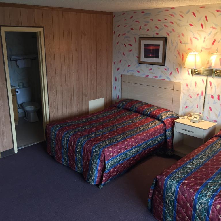 Macthrift Motor Inn Virginia Beach Extérieur photo